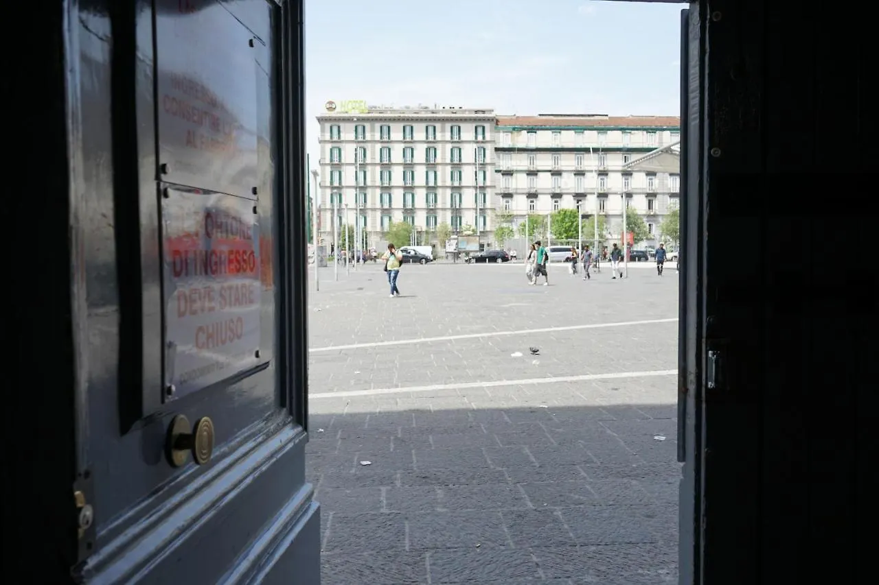 Royal Rooms Station Napoli 0*, Naples Italy